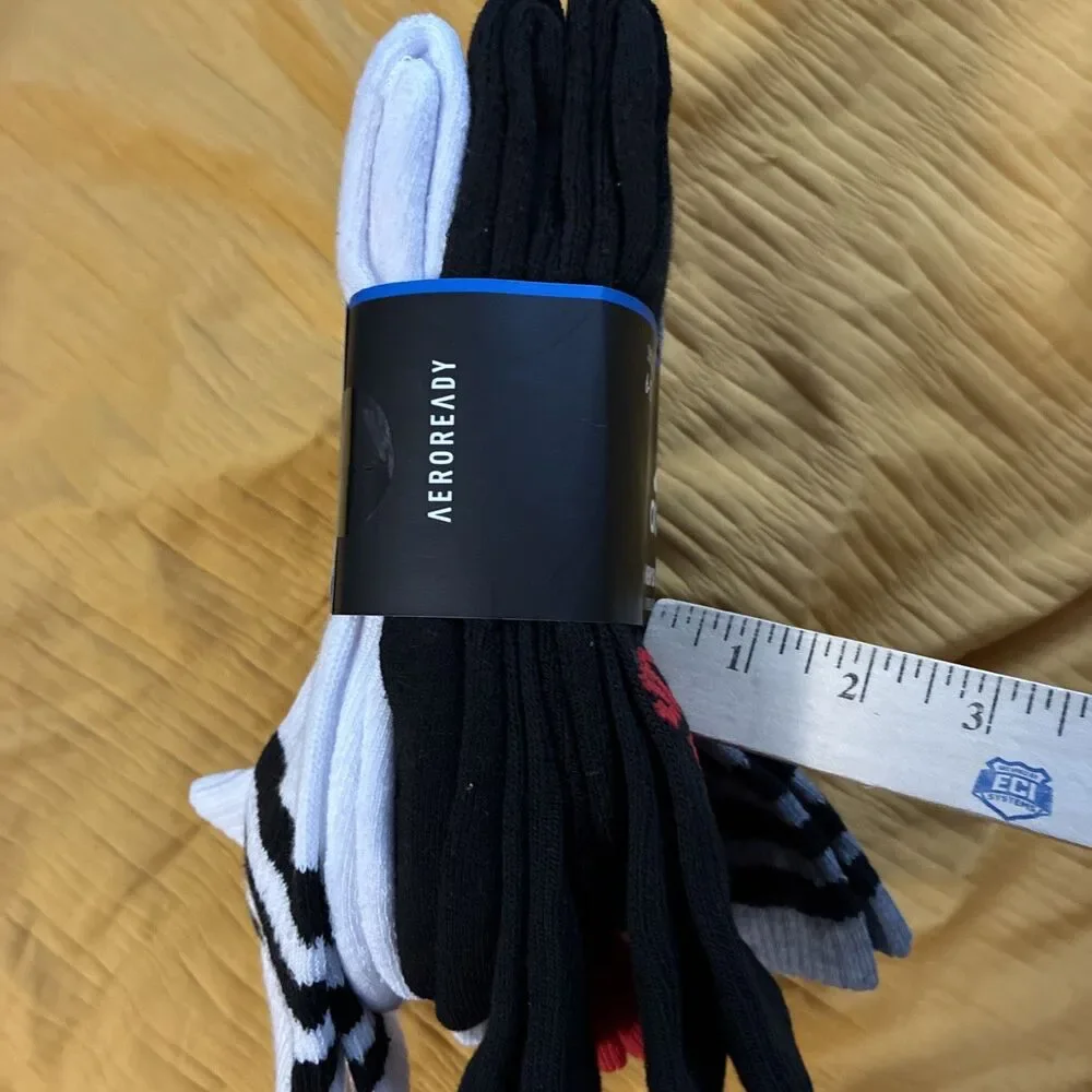 Adidas Socks Men’s Size 6-12 Cushioned Crew 6 Pair AEROREADY Compression